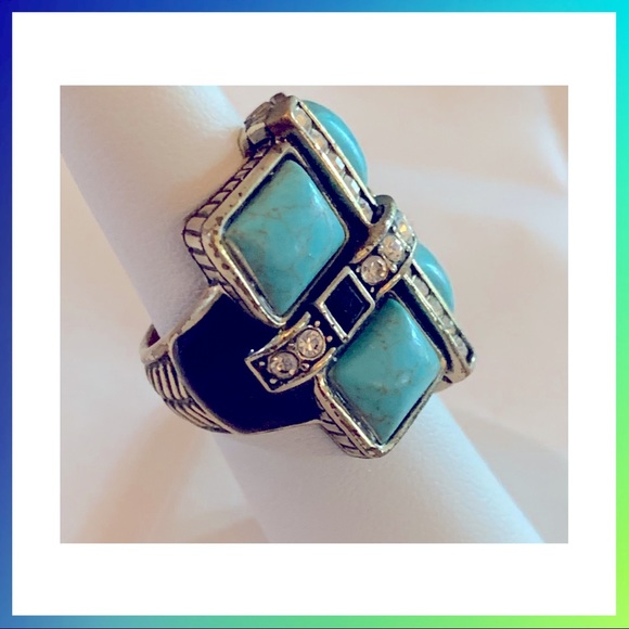 🧜‍♀️STUNNING TURQUOISE ONE OF A KIND RING🧜‍♀️ - Picture 2 of 3